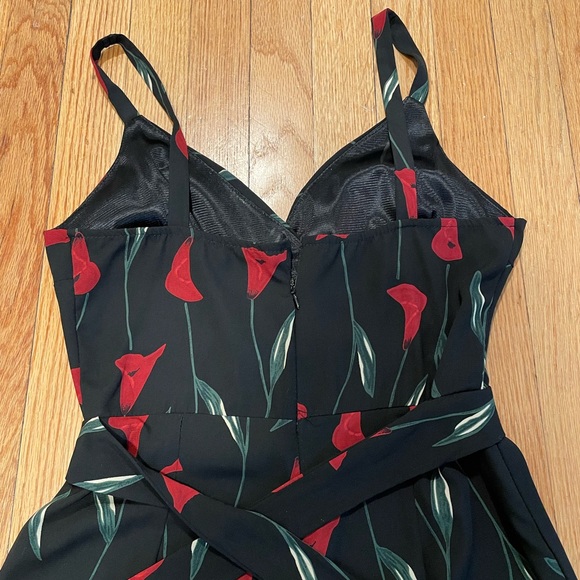 Lush Tulip Wide Leg Tank Top Jumpsuit - Size S - Picture 3 of 4